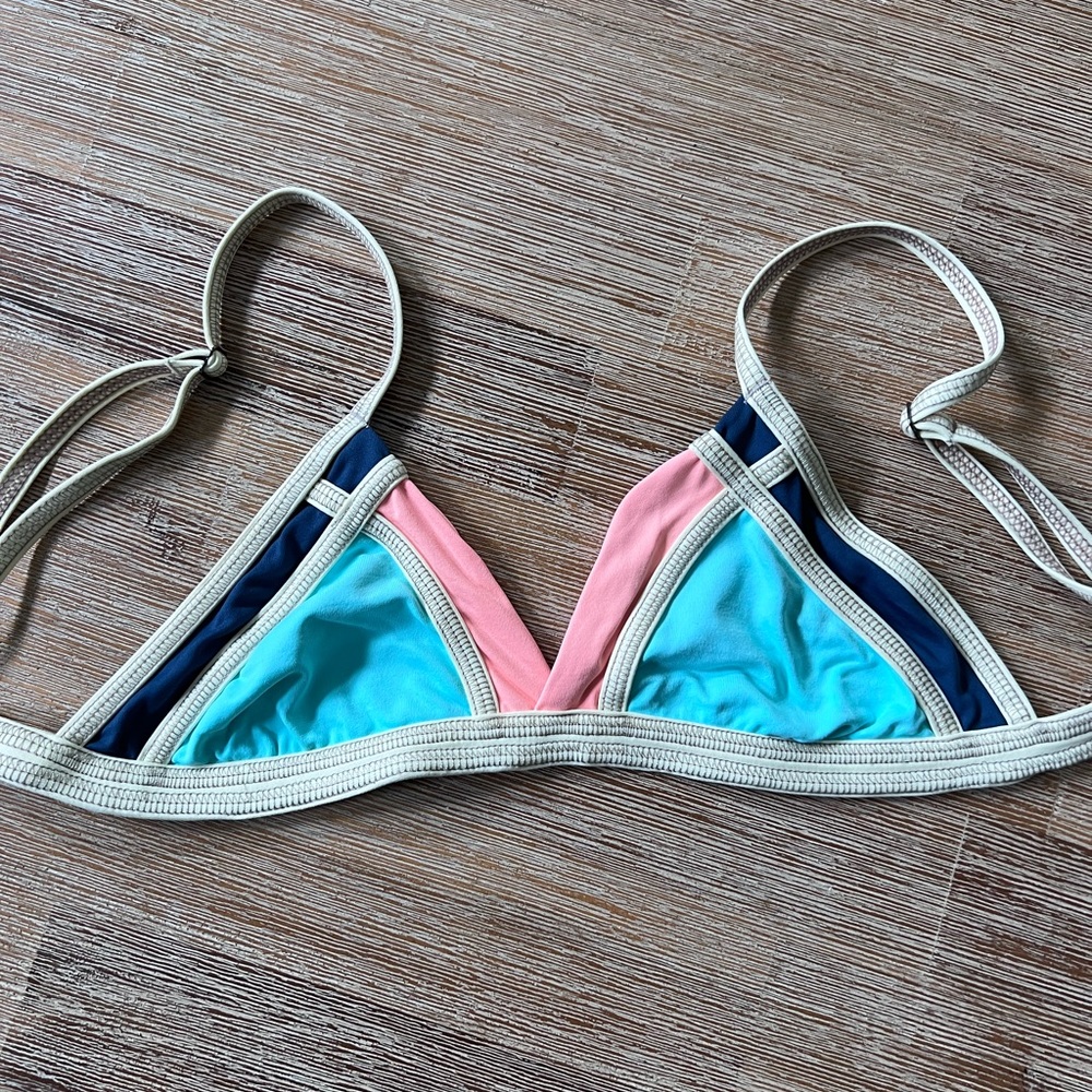 Maaji bikini top, reversible